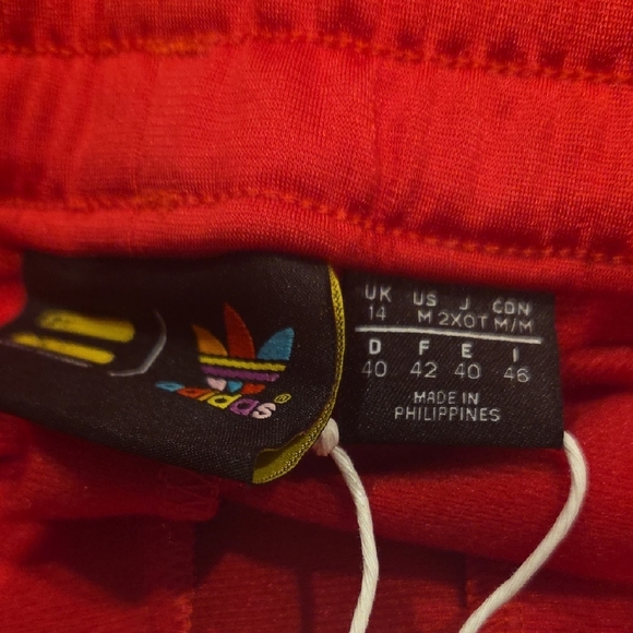 Adidas Red Shorts with Multicolor Logo - Picture 9 of 12